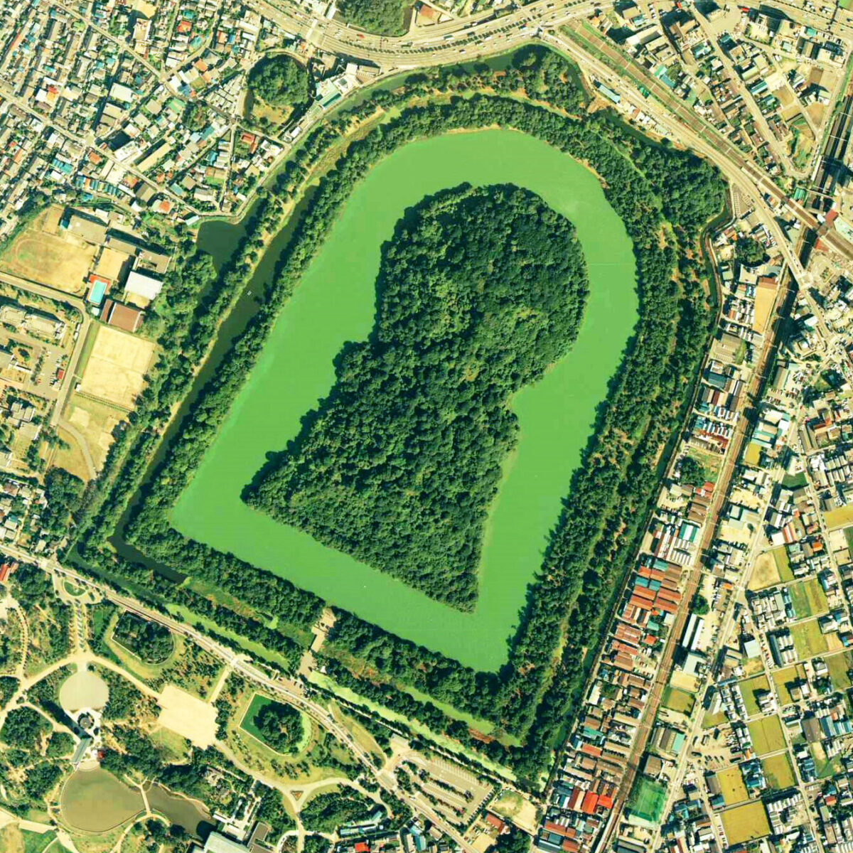 Daisen Kofun, aerial view. Credit: Ministry of Territory, Infrastructure, Transport and Tourism.