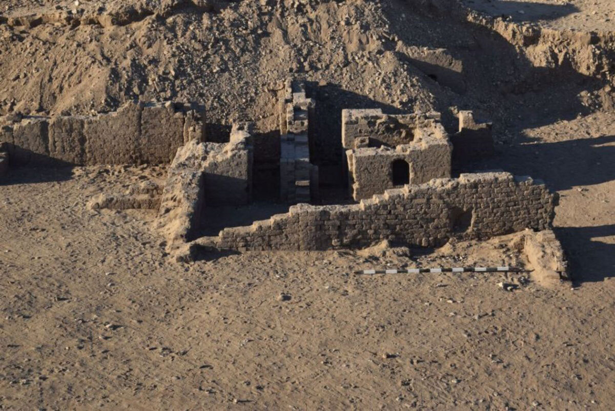 Building complex with stairs and vaults after removal of several layers. Image credit : Athribis-Project Tübingen