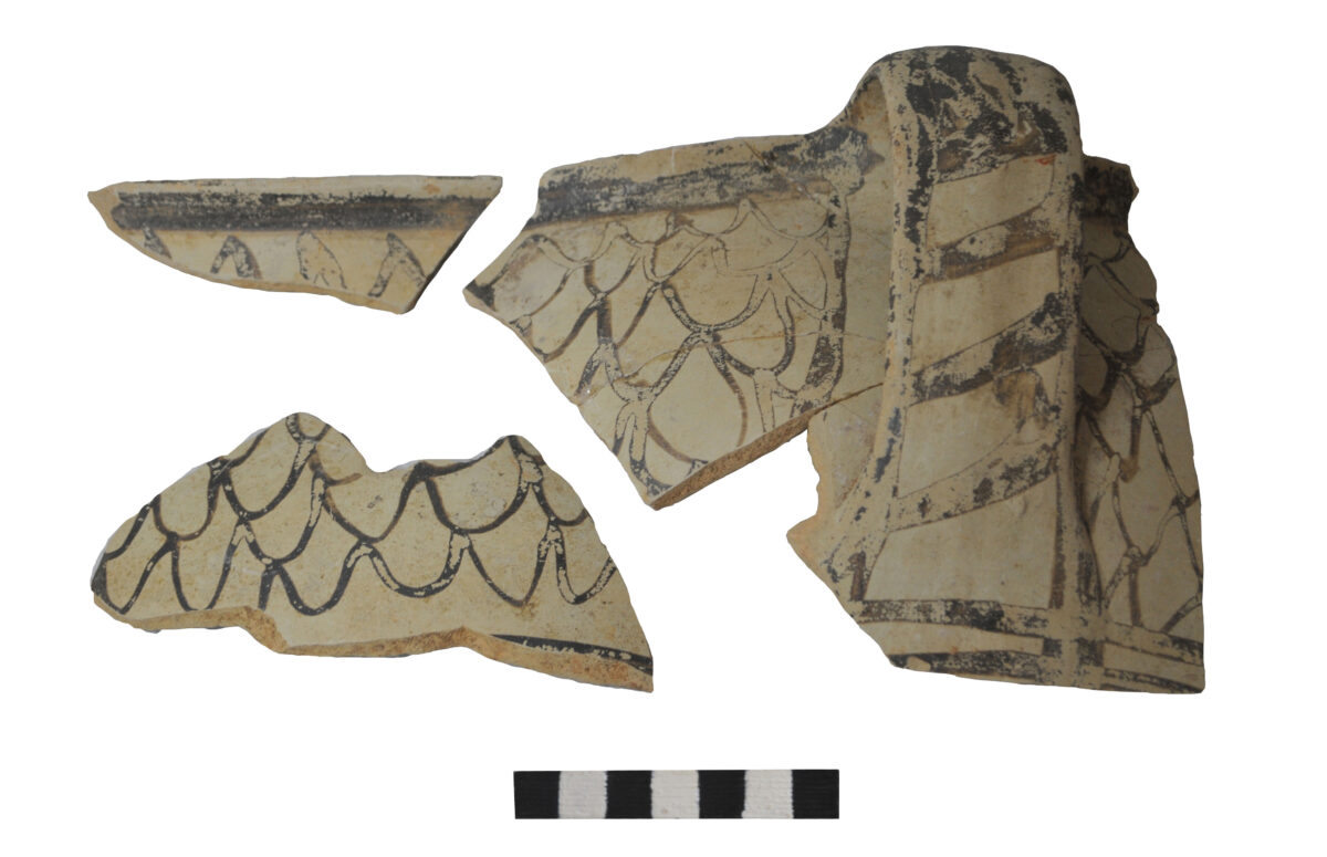Fig. 17. Excavation on Kanevaro and Skordilon streets (plot Lionaki - Vlamaki). Typical pottery of the 14th c. BC (end of Late Minoan IIIA1 period).