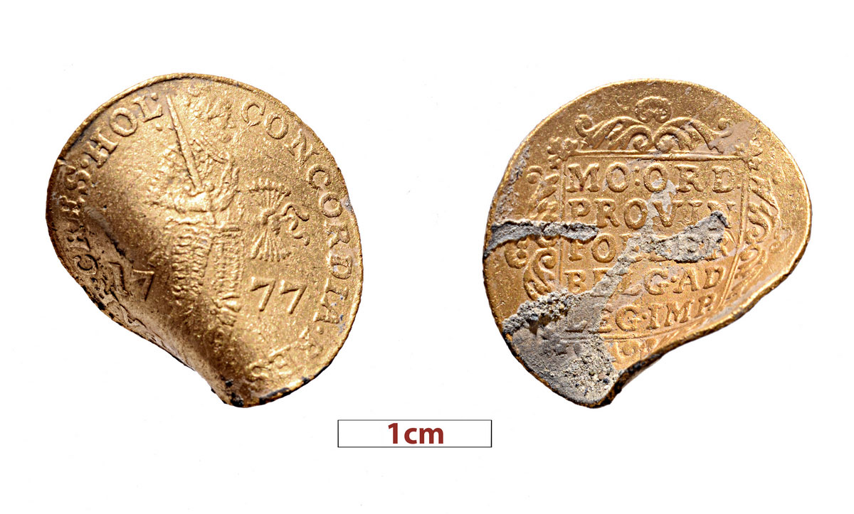 Gold coins (ducats) from Holland (image: P. Vezyrtzis). 