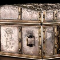 The National Museum of Scotland presents the silver casket
