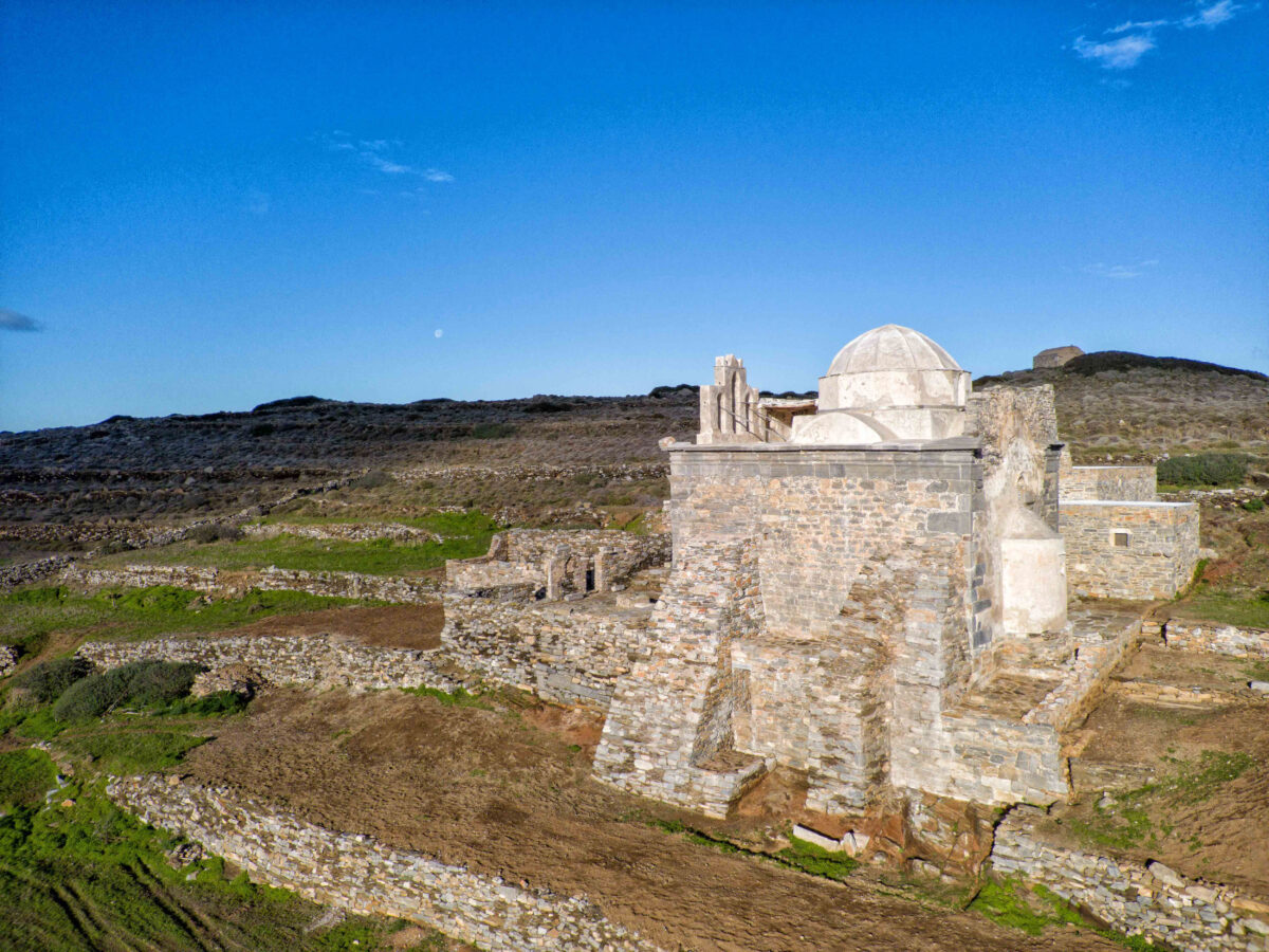 The monument of Episkopi on Sikinos. Image: Europa Nostra