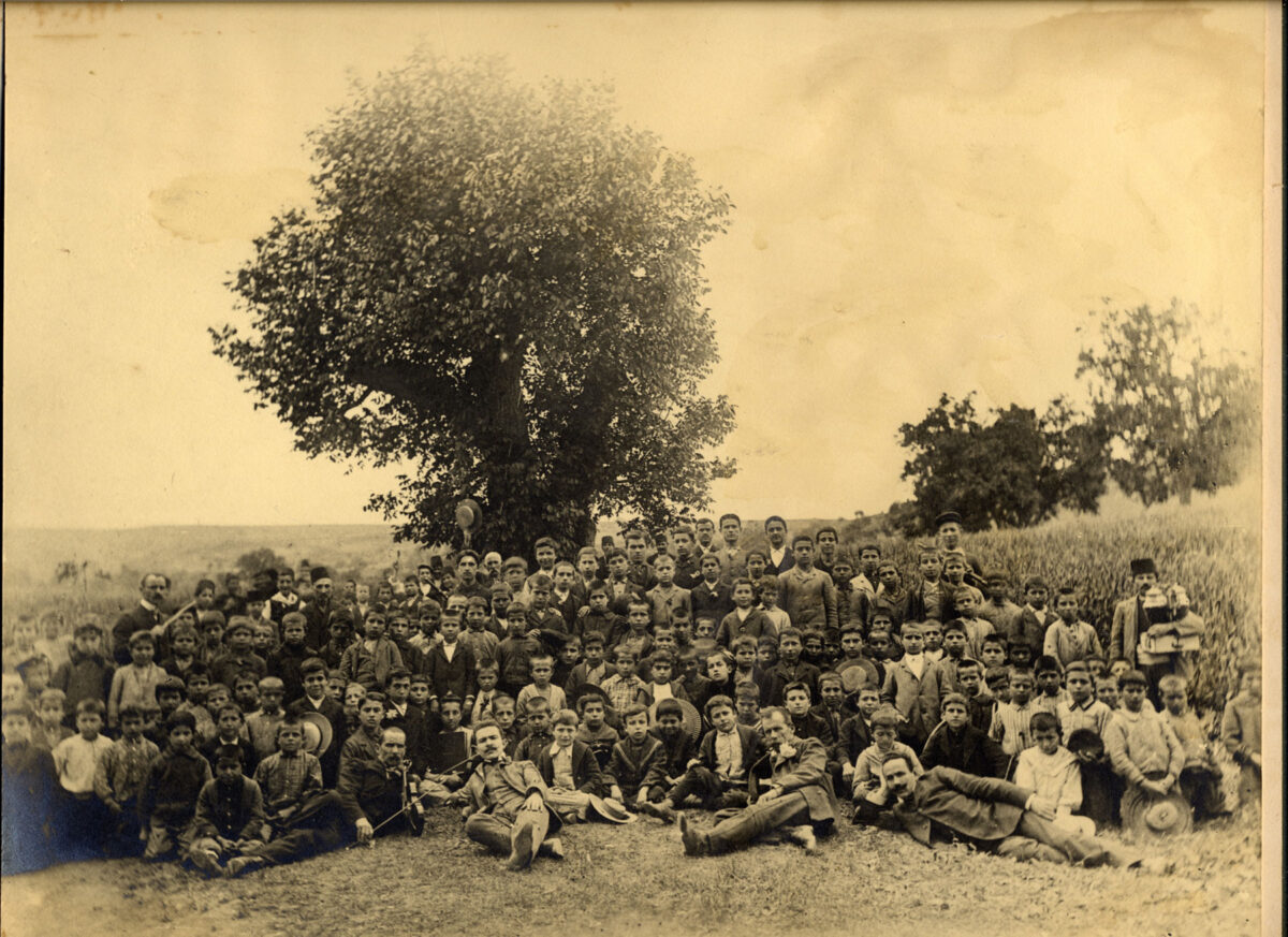 Students of the Boys School of Raidestos on a school trip to the outskirts of the Holy Mountain, 1902. Dimitris Mavrides Collection.
