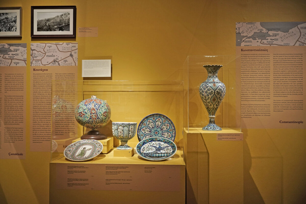View of the exhibition. © Menelaos Myrillas/ Benaki Museum. 