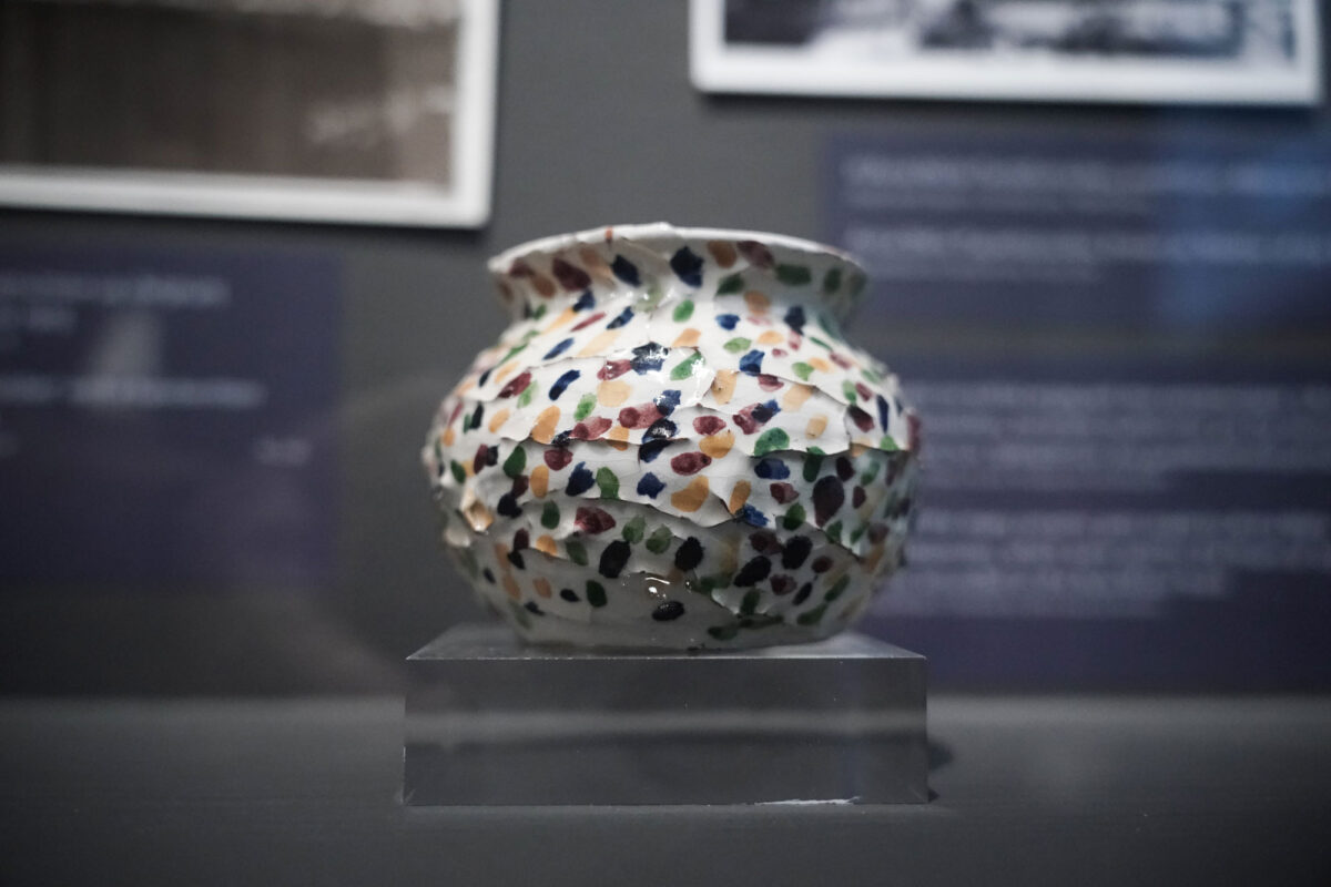 View of the exhibition. © Menelaos Myrillas/ Benaki Museum. 
