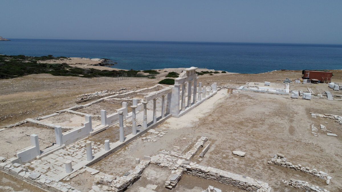 Restoration works took place in the Archaic D building of the Sanctuary of Apollo in Mandra of Despotiko (photo source: MOCAS).