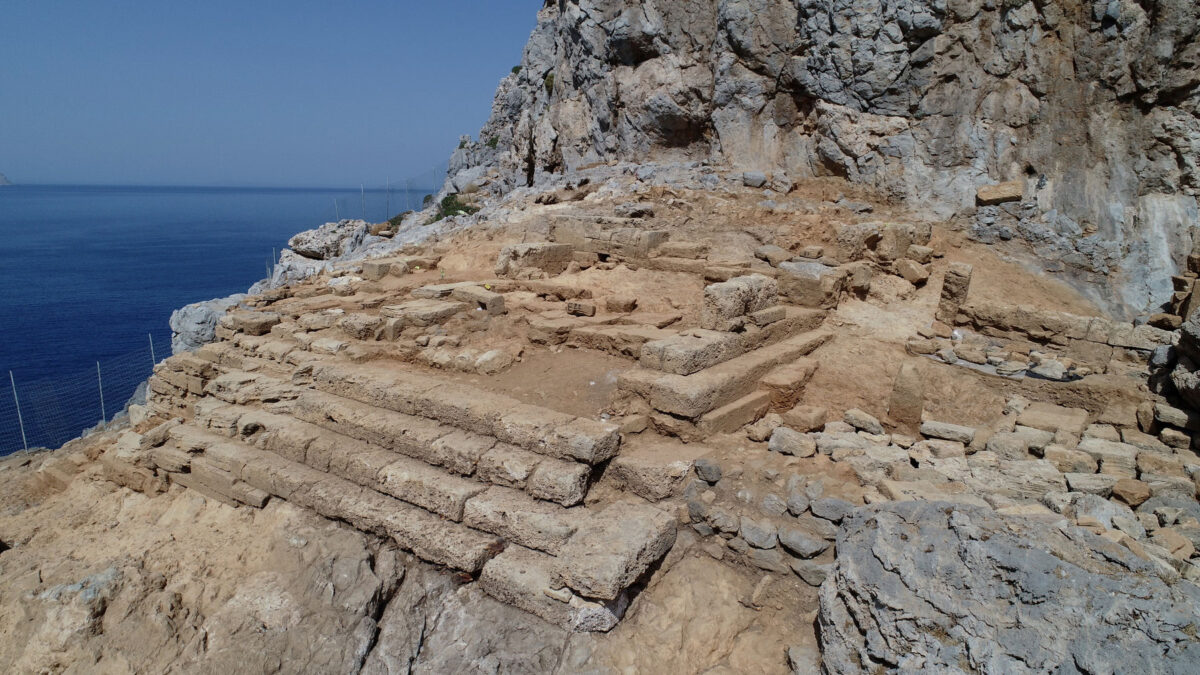 View of the excavation of the central area of the ancient temple of Demeter on the Falasarna acropolis (photo: MOCAS) 
