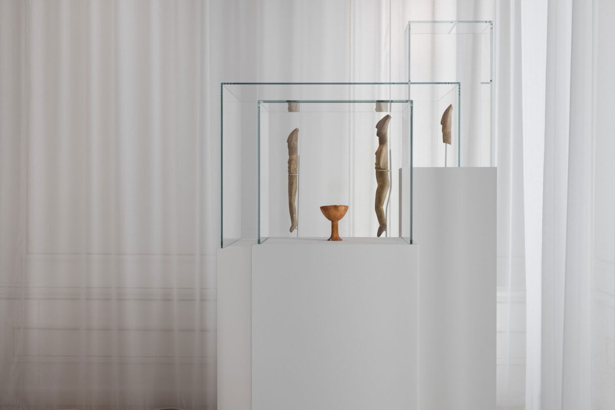 View of the exhibition. Image: Paris Tavitian © Museum of Cycladic Art 