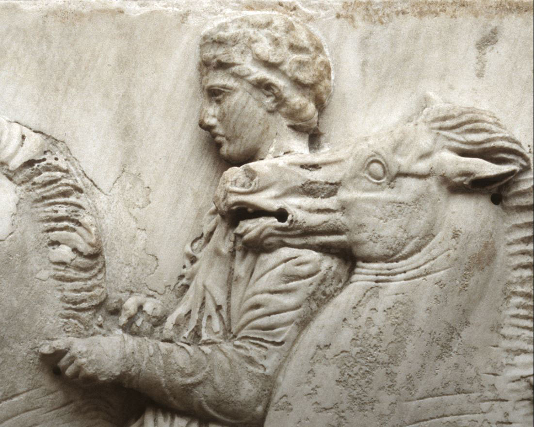 Marble relief (Block XLIV) from the North frieze of the Parthenon. 438-432 BC. British Museum, Nr. 1816,0610.43.
