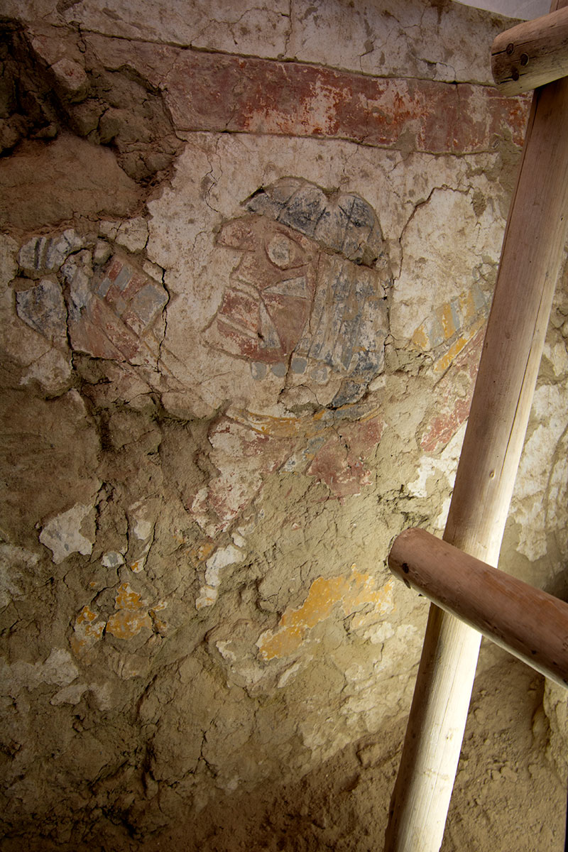 One of the spinners in the newly discovered mural at Pañamarca. Photograph by Lisa Trever 