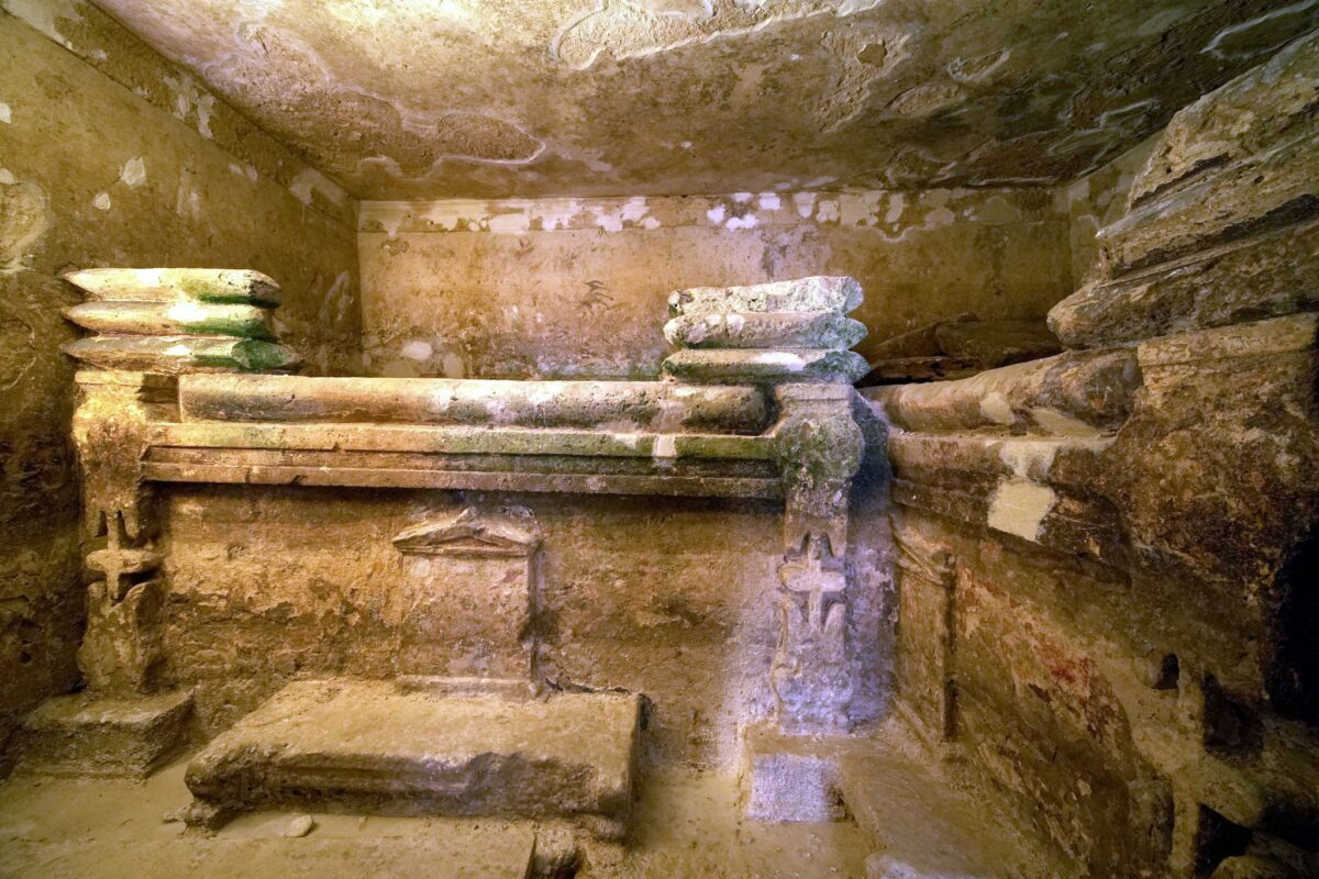 One of the two funerary beds, chamber 7, Hypogeum A now. Source: Alexandria Necropolis Project.