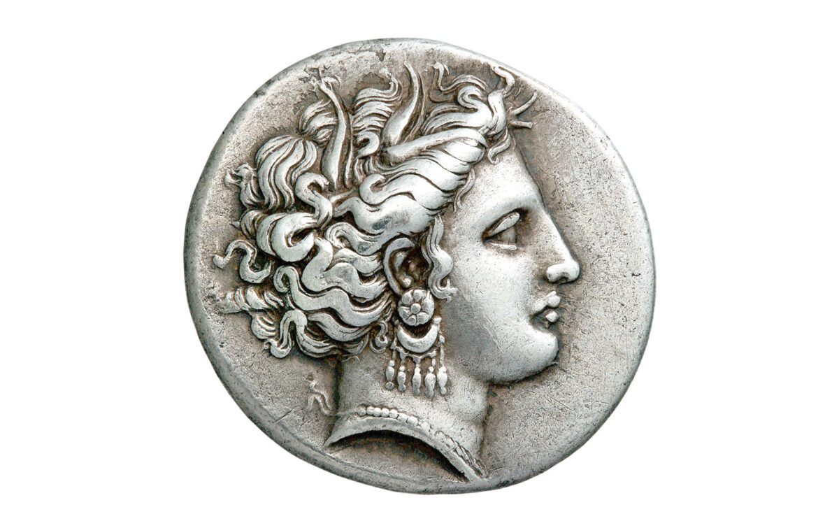 Persephone/Demeter.
Silver stater of the Opuntii Lokri, 369–338 BC.
