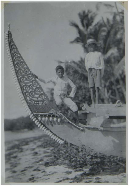 A prow board or kora ulu on a Moluccan watercraft ca.1924. (Image courtesy of the Nationaal Museum van Wereldculturen, Coll. No. RV-A440-tt-186-268a.) Credit: Flinders University.