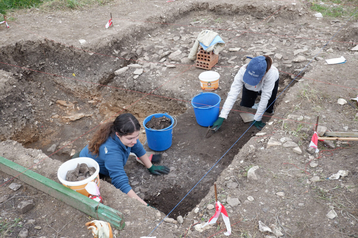 View of excavations in trenches J12, I12. Image: Department of Antiquities, Cyprus.