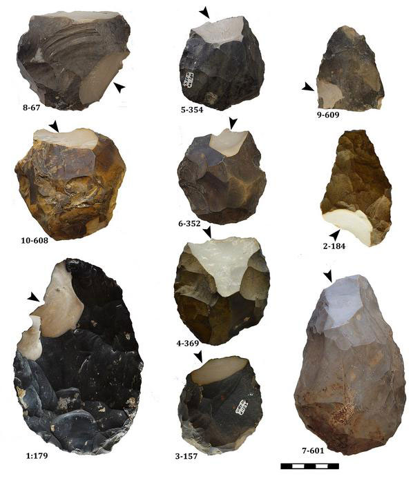 Handaxes from Gesher Benot Ya'aqov tested geochemically. Arrows indicate the striking of flakes sampled.
Credit: Tel Aviv University