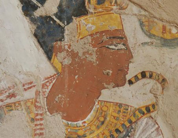 Portrait of Ramses II from tomb of Nakhtamon (c. 1,200 BCE). The headdress, necklace, and royal sceptre were touched up during the painting’s execution.
© LAMS-MAFTO, CNRS
