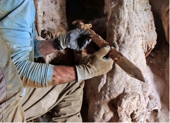 Four 1,900-year-old Roman swords found in the Judean Desert
