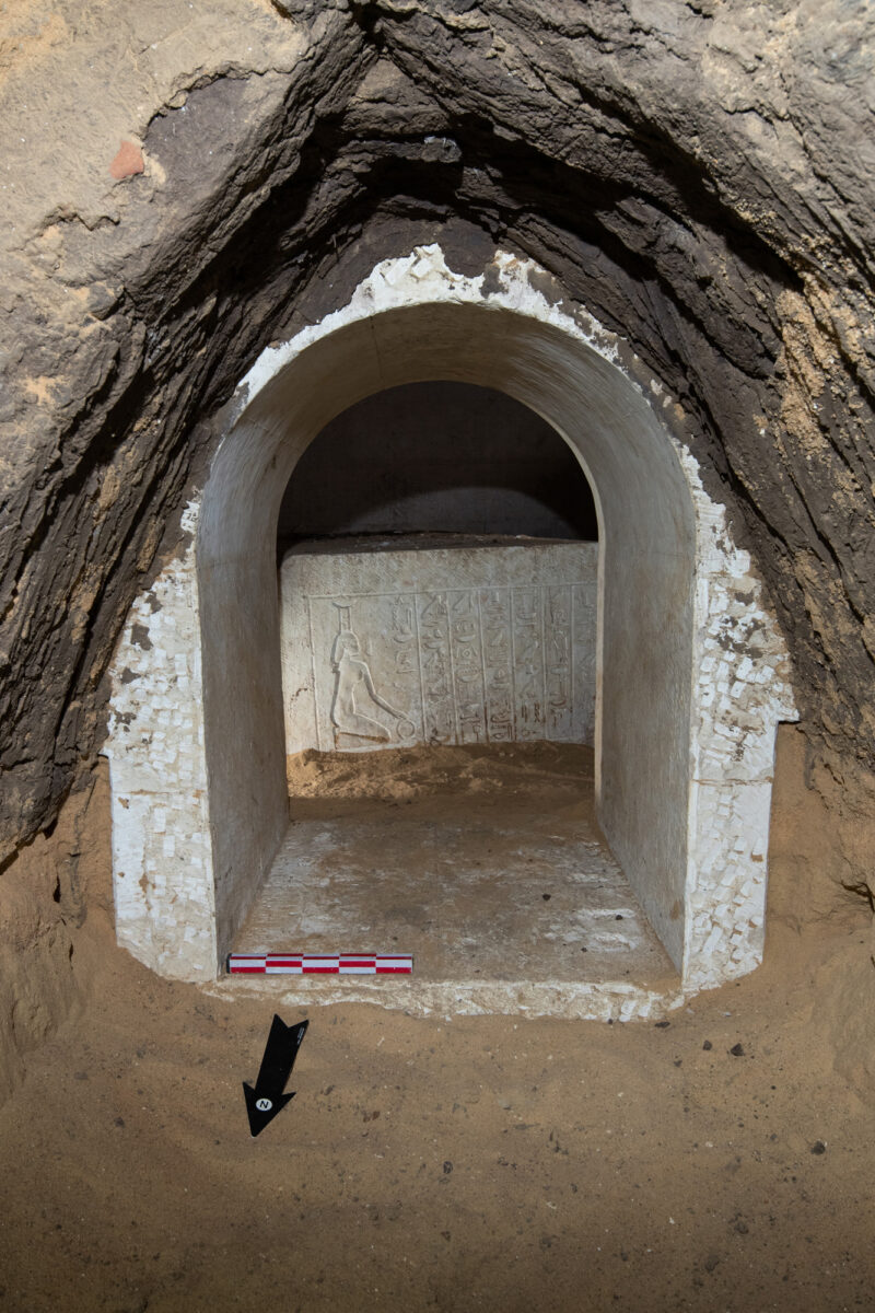 View from the underground passage connecting to the burial chamber of the royal scribe Djehutiemhat. Credit: Petr Košárek, © Czech Institute of Egyptology