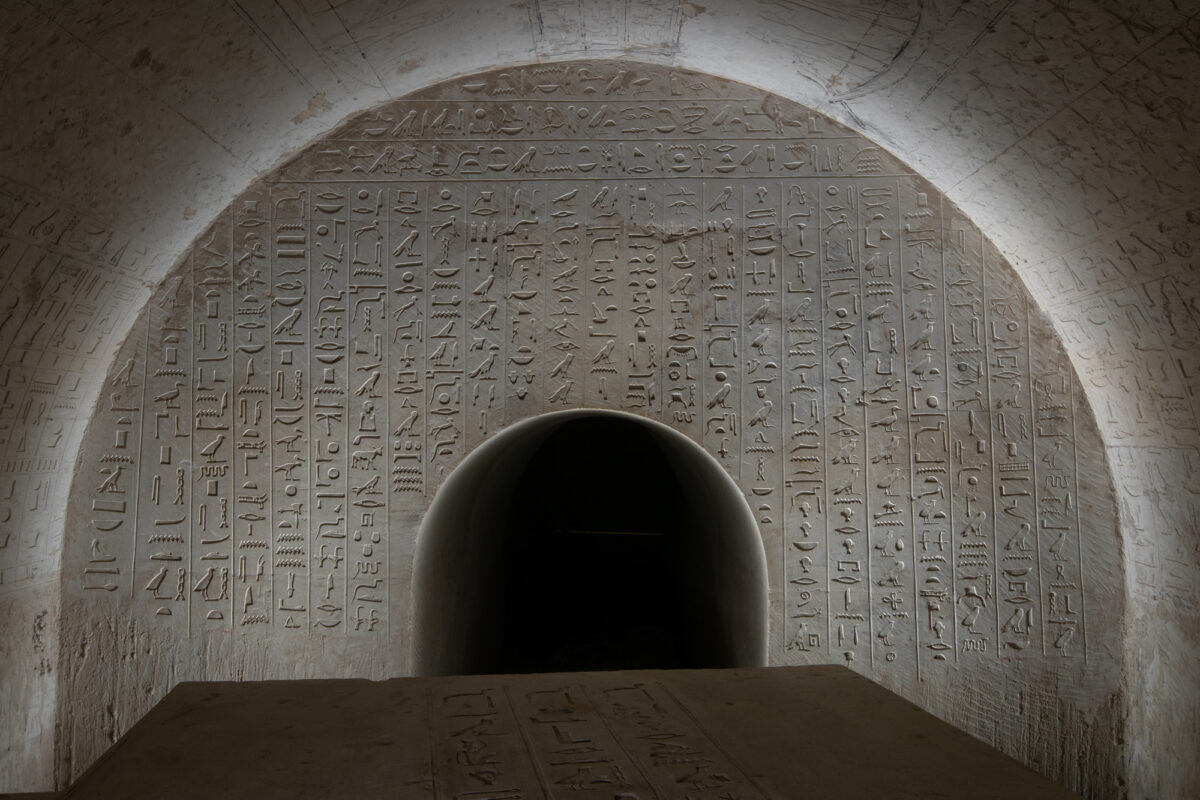wall of Djehutiemhat's burial chamber. Credit: Petr Košárek, © Czech Institute of Egyptology.
