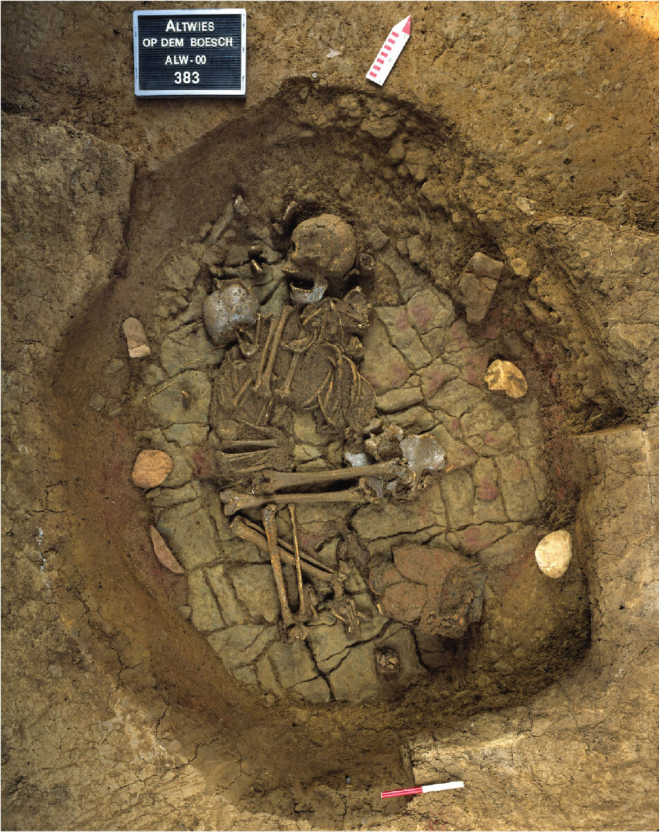 Skeletal remains of an adult and a child at Altwies 