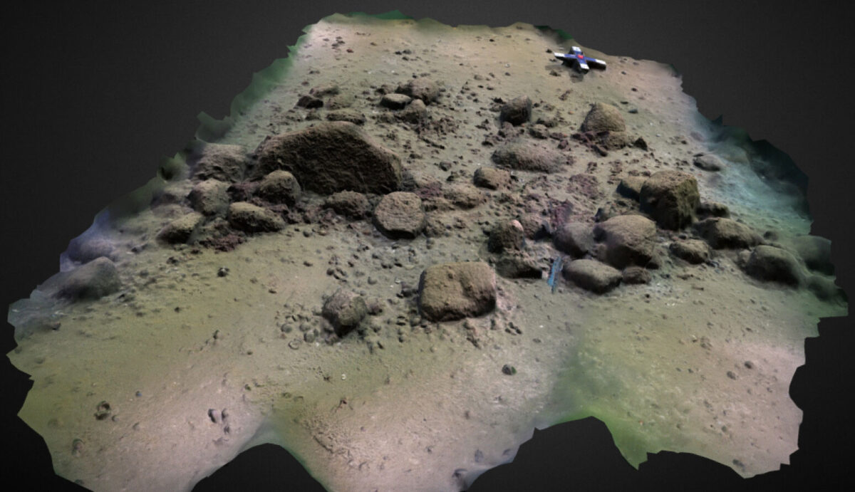 3D model of a section of the Blinkerwall adjacent to the large boulder at the western end of the wall. Photographs were taken by Philipp Hoy, Rostock University. The model was created using Agisoft Metashape by J. Auer, LAKD M-V. The scale bar at the Top-Right edge of the image is 50 cm. (Geersen et al., PNAS, 2024)