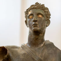 Italy repatriates looted antiquities from the US
