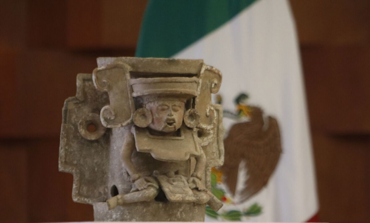 220 archaeological artifacts returned to Mexico