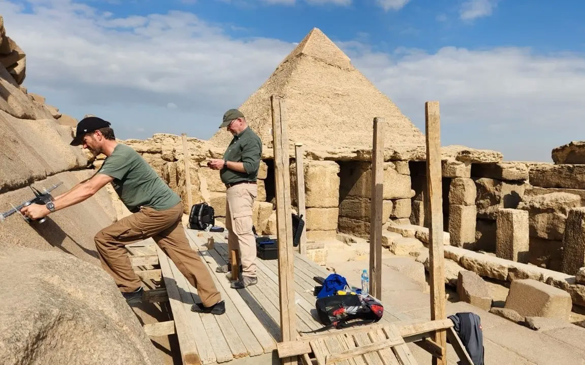 Detection of air-filled anomalies in Menkaure Pyramid