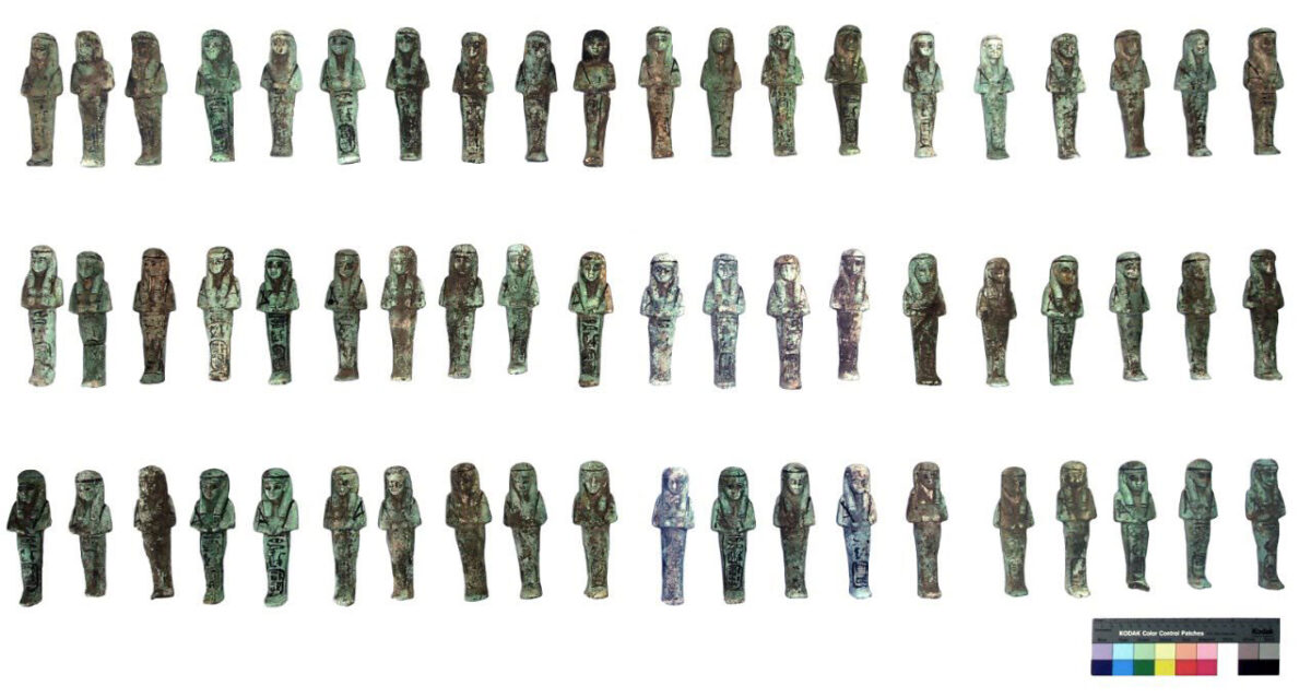 During the archaeological clearance of the floor in the northern chamber in the tomb of King Osorkon II (22nd Dynasty), the mission discovered a large collection of 225 funerary figurines (ushabti) belonging to King Shoshenq III. Image: MoTA Egypt