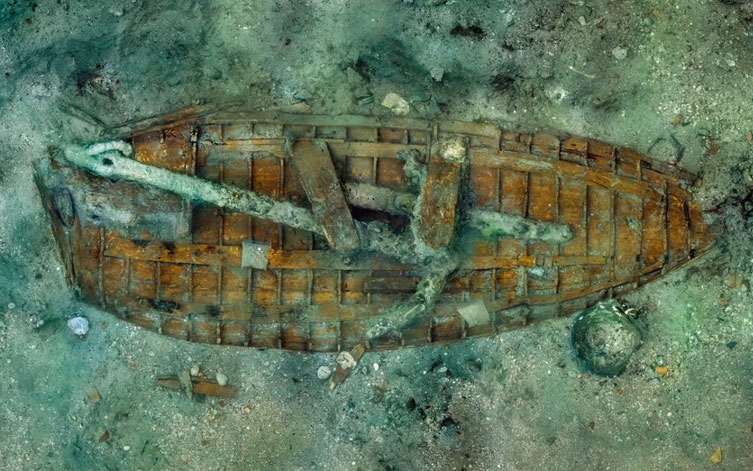 Alexandria: Ancient pleasure craft discovered