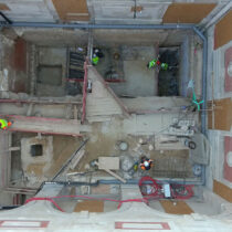 Queen’s Side, King’s Side