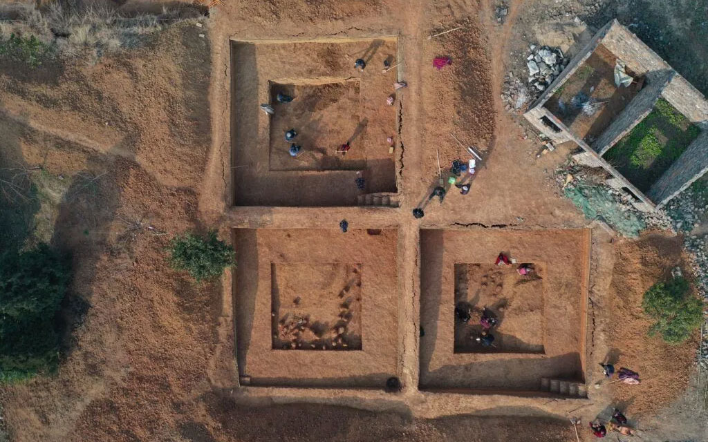 Discovery challenges long-held beliefs on early human technology